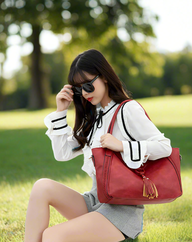 Soraya Luxe Vegan Hobo