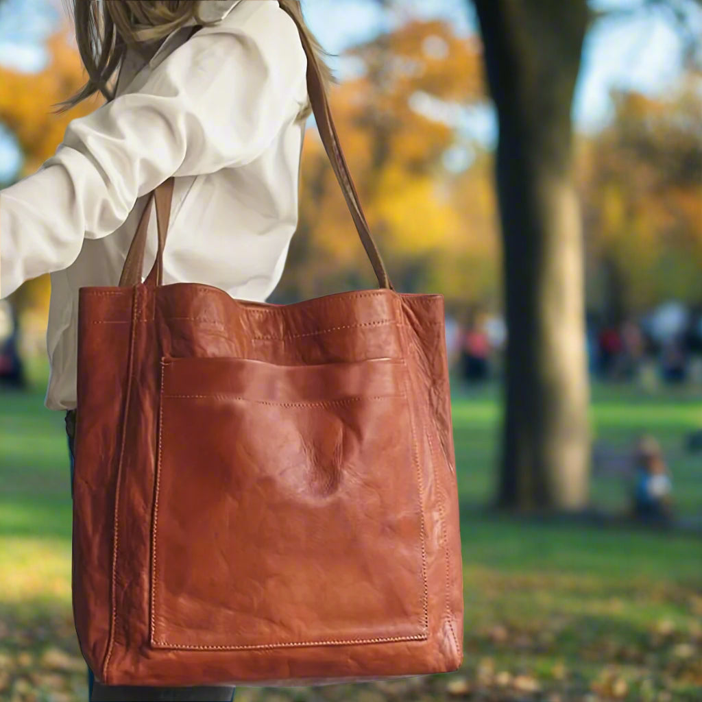 Amara Grande Vegan Tote