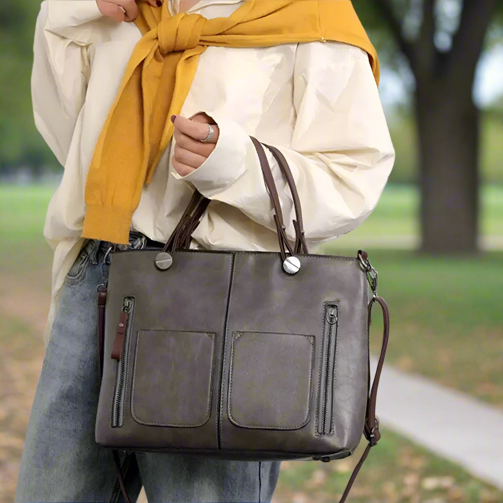 Aisha Timeless Shoulder Bag